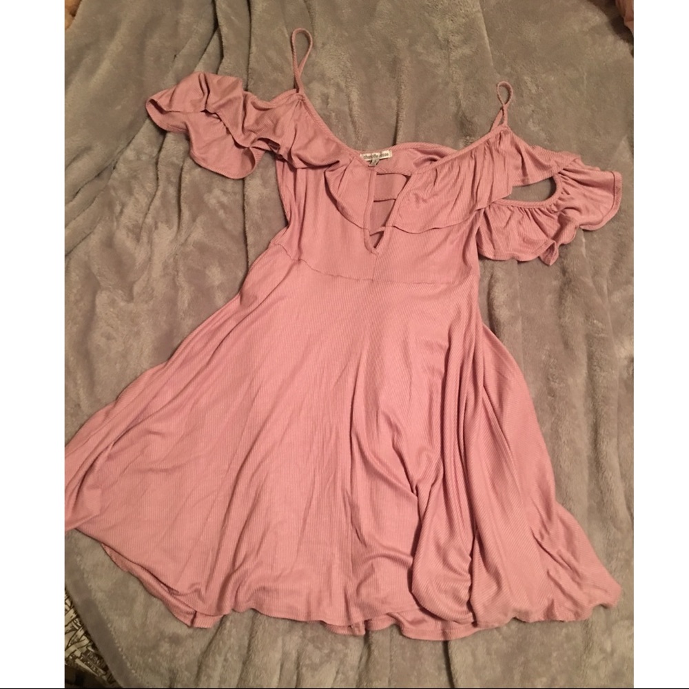 Super cute off the shoulder dress